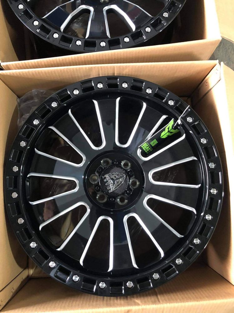 20" Beast 9605 Gloss Black Mags 6Holes pcd 114 for Navara or Terra